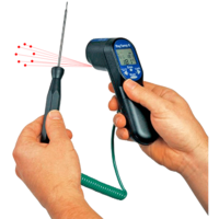 Infrared thermometer with socket for thermocouple probe up to 1370ºC RAYTEMP 8 Infrared thermometer with socket for thermocouple probe up to 1370ºC RAYTEMP 8